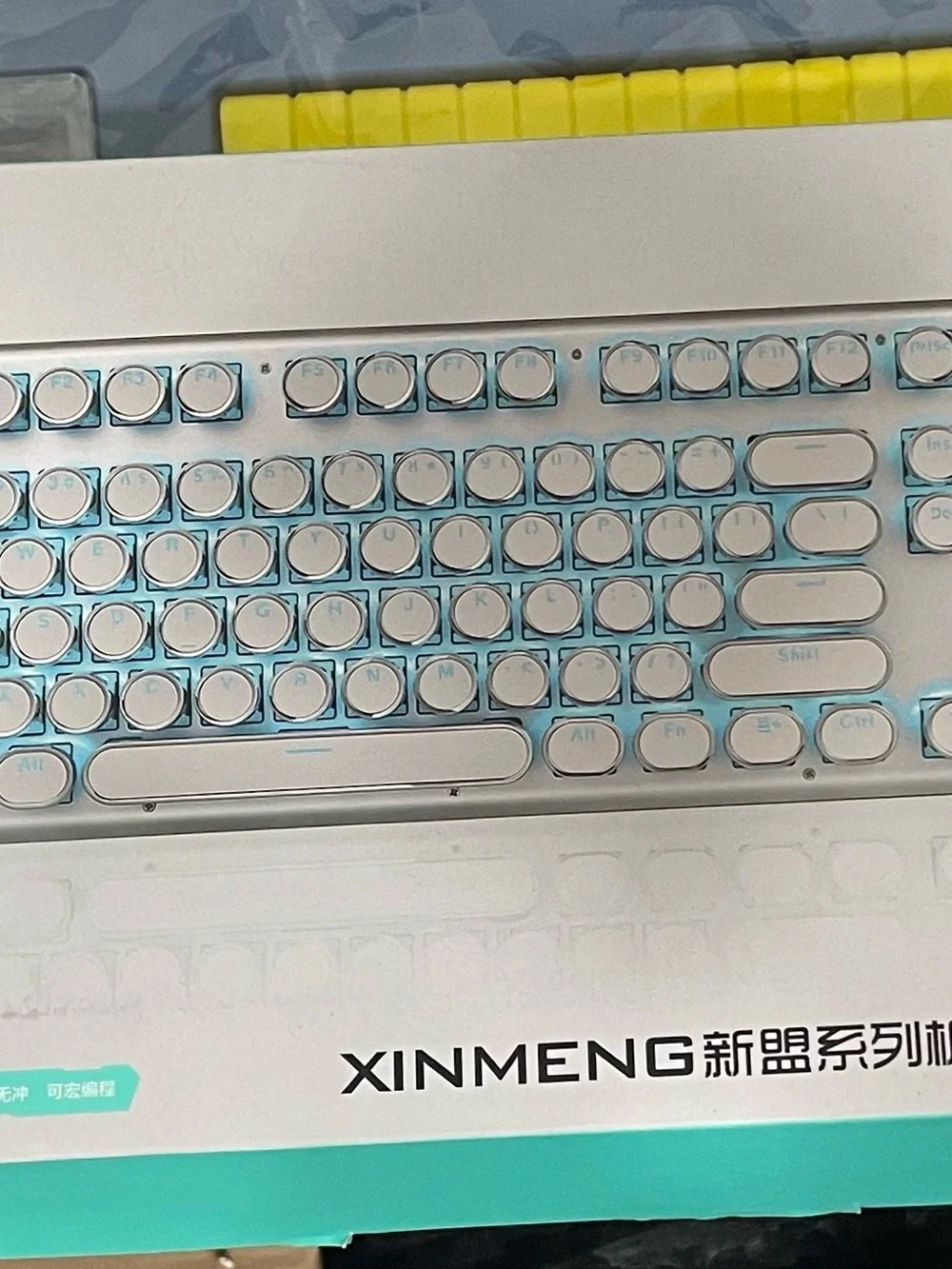 Silver & Blue Retro Round Key USB Keyboard
